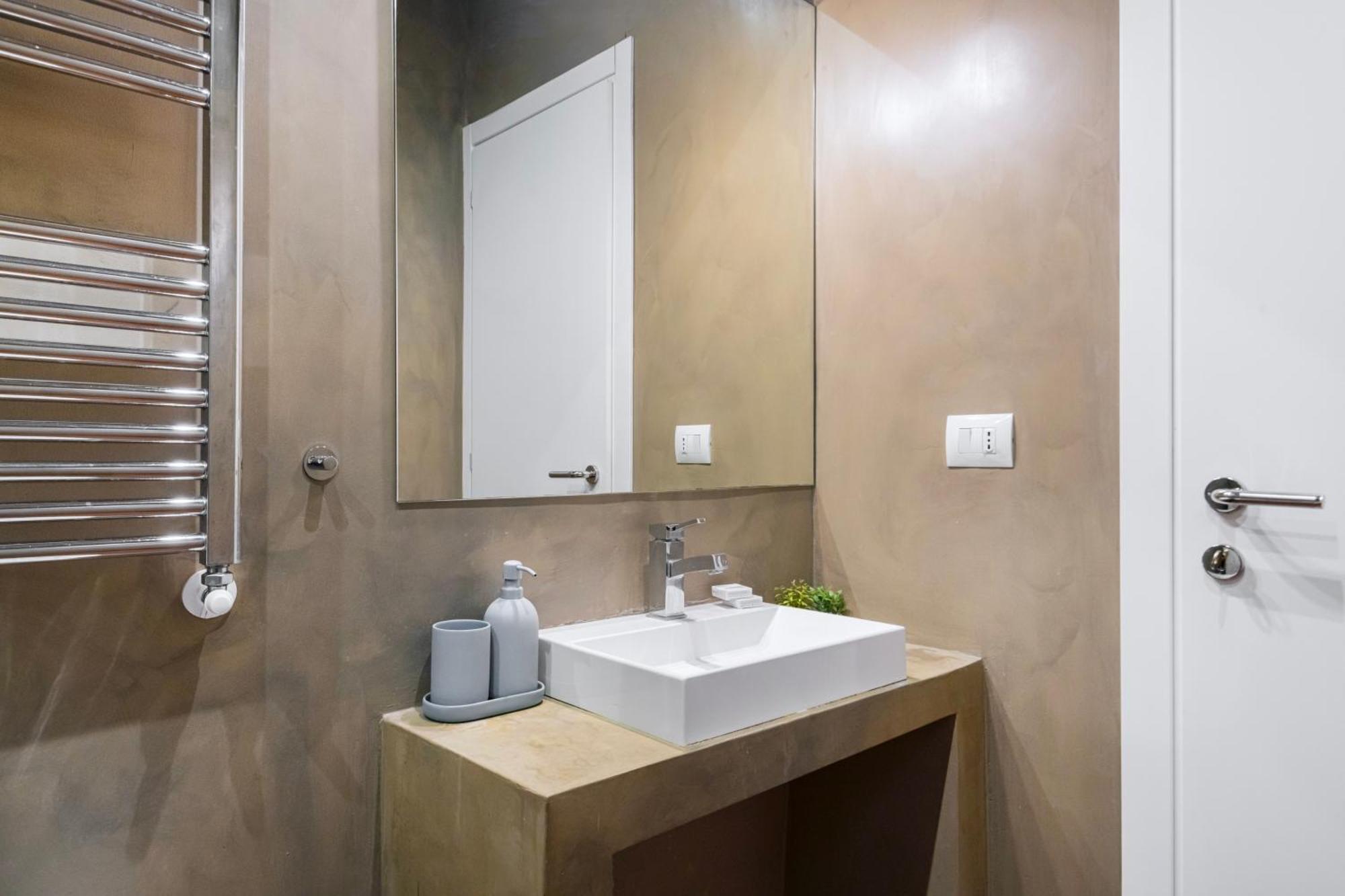 Nice And Cozy Studio In Porta Romana By Easylife Milán Exterior foto