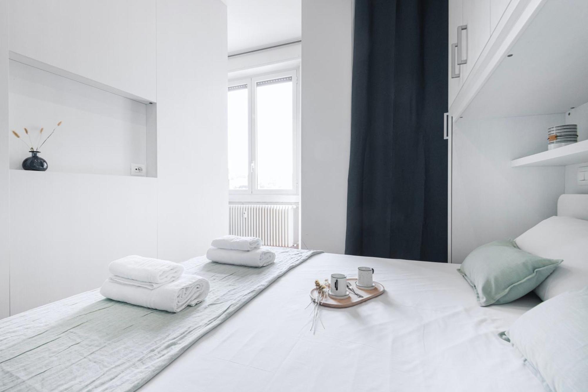 Nice And Cozy Studio In Porta Romana By Easylife Milán Exterior foto
